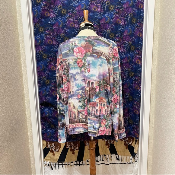 🌈 Lovely Vintage romantic roses top - Picture 5 of 11